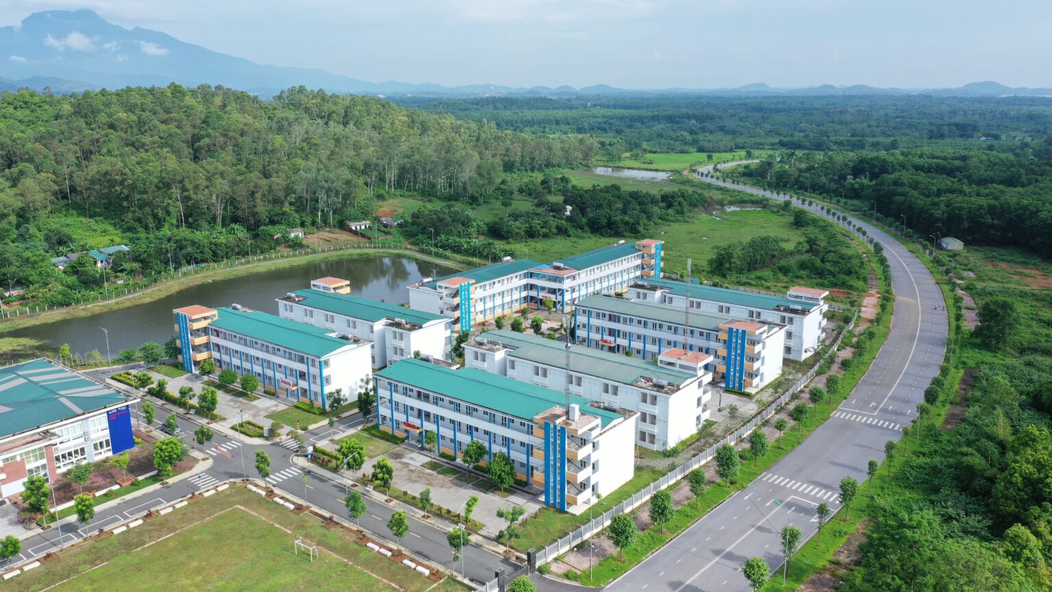 VJU Slide 3